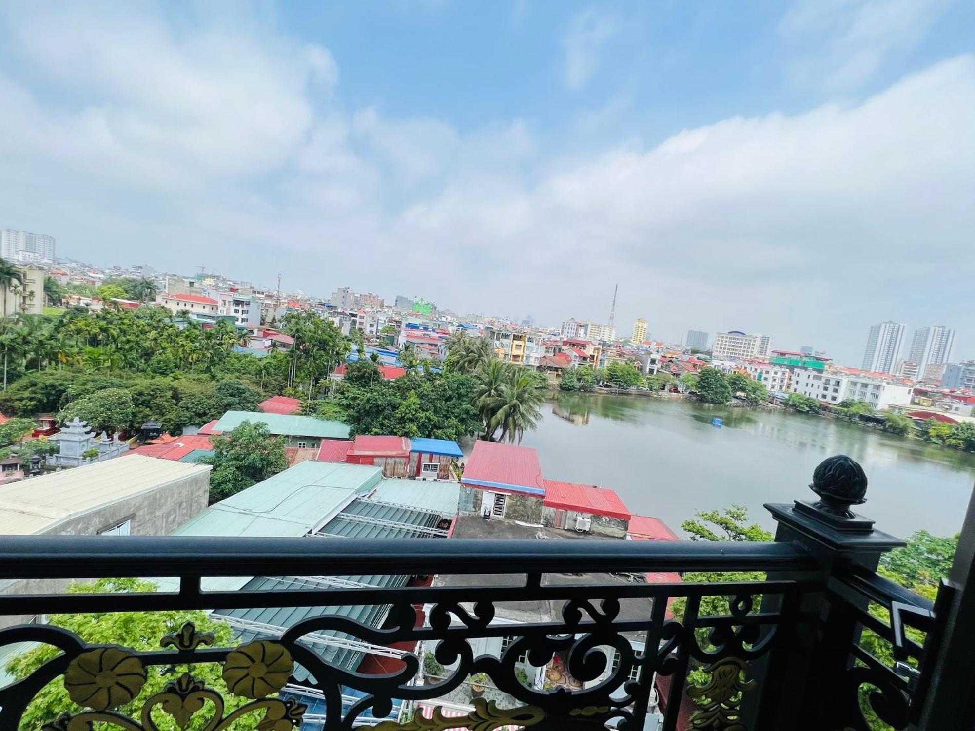 Azumaya Hotel Hai Phong Bagian luar foto